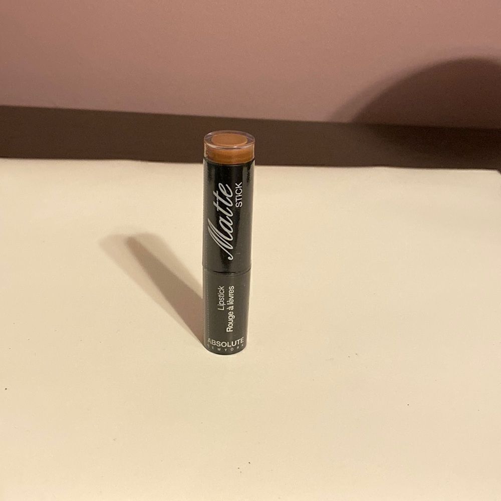 Absolute New York matte lipstick